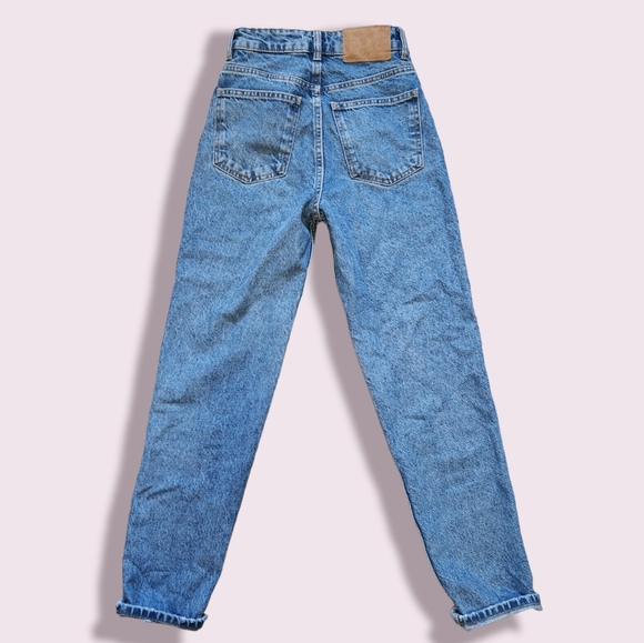 Zara Mom Jeans - Picture 2 of 3
